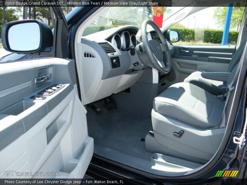 Modern Blue Pearl / Medium Slate Gray/Light Shale 2009 Dodge Grand Caravan SXT