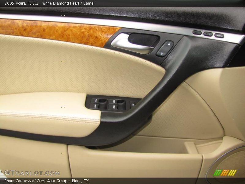 White Diamond Pearl / Camel 2005 Acura TL 3.2