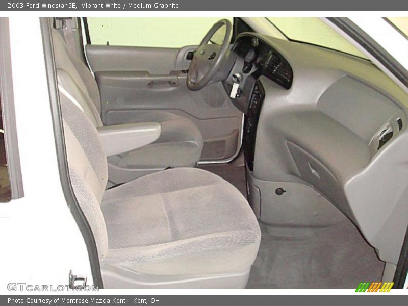 Vibrant White / Medium Graphite 2003 Ford Windstar SE