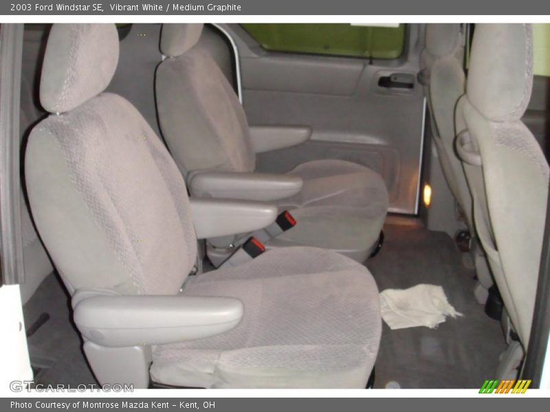 Vibrant White / Medium Graphite 2003 Ford Windstar SE