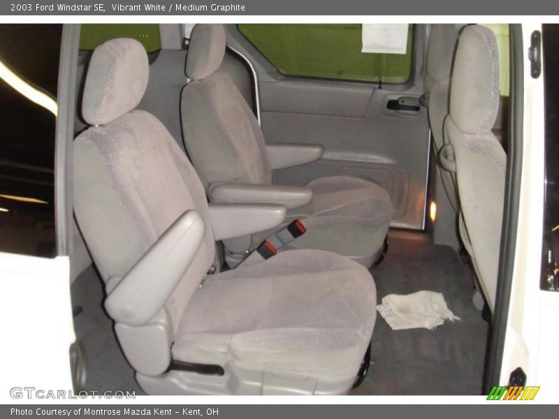 Vibrant White / Medium Graphite 2003 Ford Windstar SE