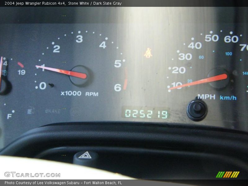 Stone White / Dark Slate Gray 2004 Jeep Wrangler Rubicon 4x4