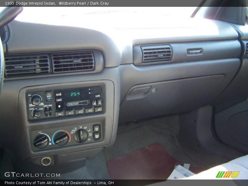 Wildberry Pearl / Dark Gray 1995 Dodge Intrepid Sedan