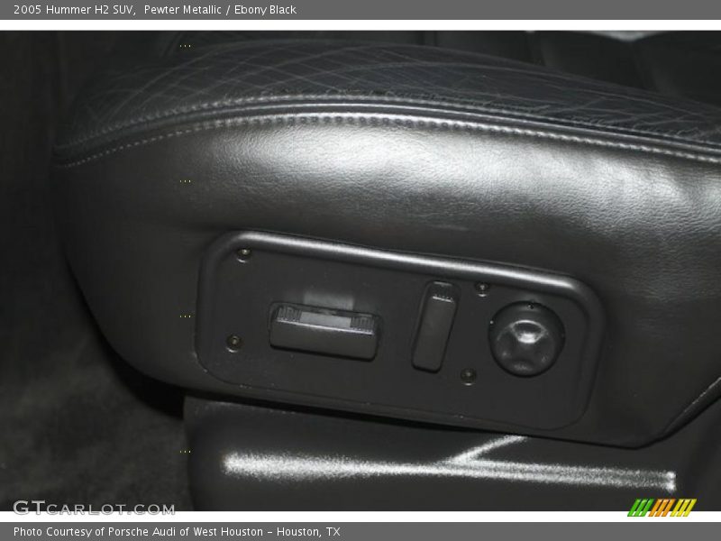 Pewter Metallic / Ebony Black 2005 Hummer H2 SUV