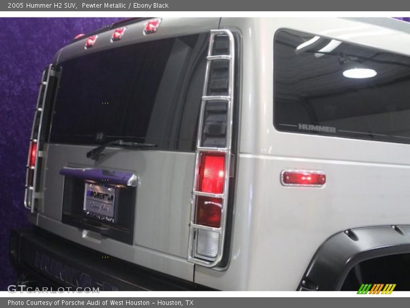 Pewter Metallic / Ebony Black 2005 Hummer H2 SUV