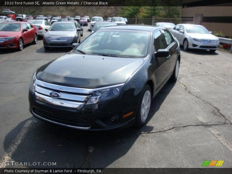 Atlantis Green Metallic / Charcoal Black 2010 Ford Fusion SE