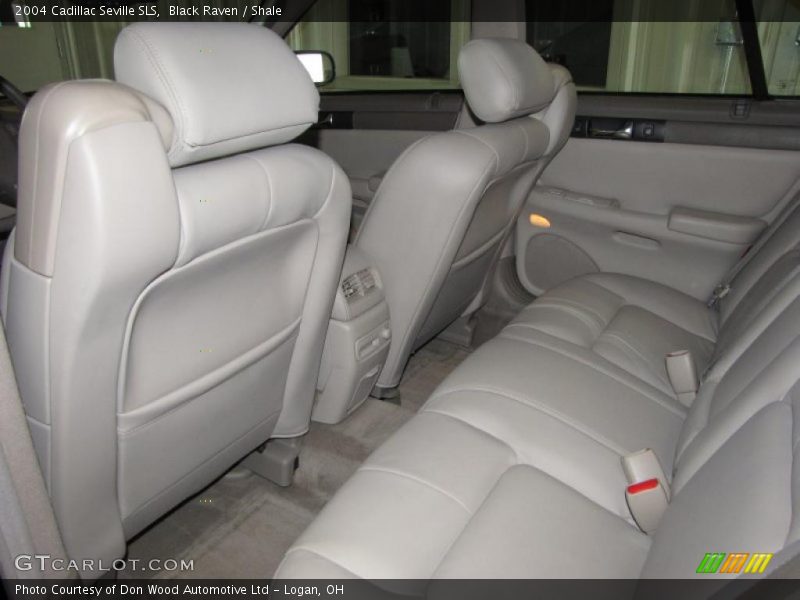 Black Raven / Shale 2004 Cadillac Seville SLS