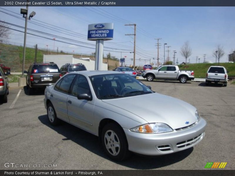 Ultra Silver Metallic / Graphite 2002 Chevrolet Cavalier LS Sedan