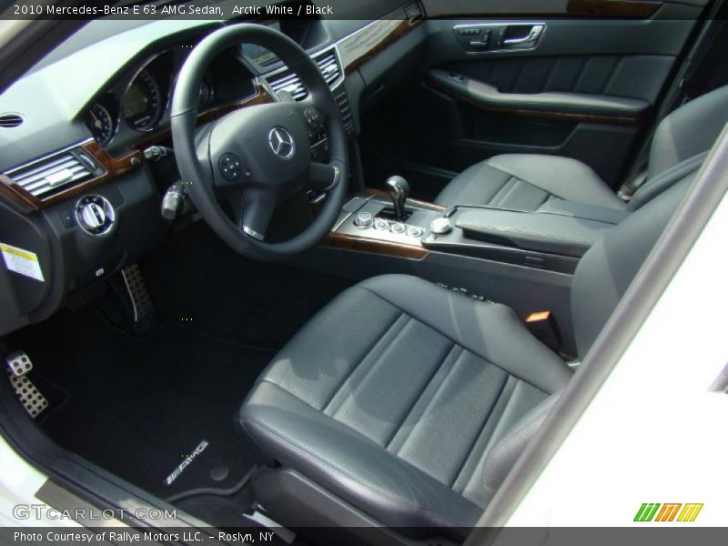 Arctic White / Black 2010 Mercedes-Benz E 63 AMG Sedan