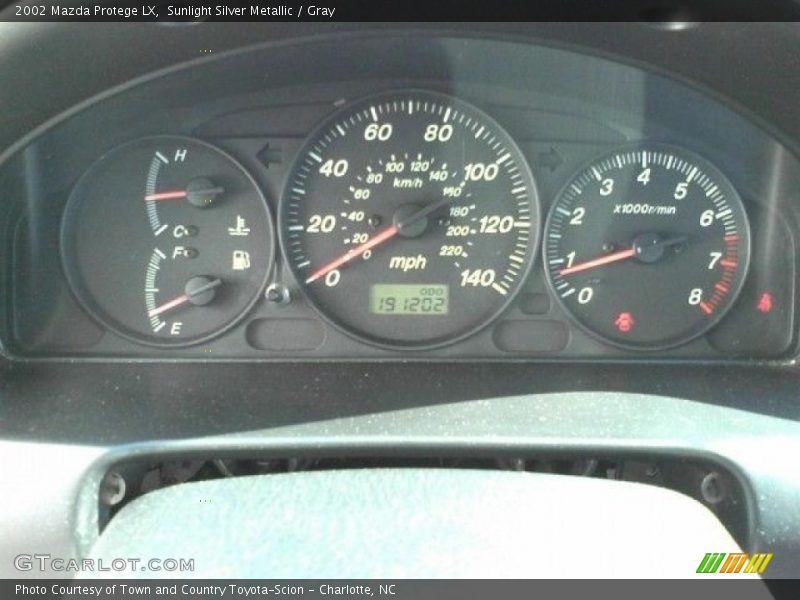 Sunlight Silver Metallic / Gray 2002 Mazda Protege LX