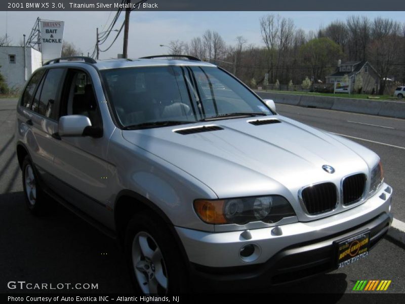 Titanium Silver Metallic / Black 2001 BMW X5 3.0i