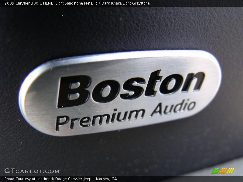 Light Sandstone Metallic / Dark Khaki/Light Graystone 2009 Chrysler 300 C HEMI