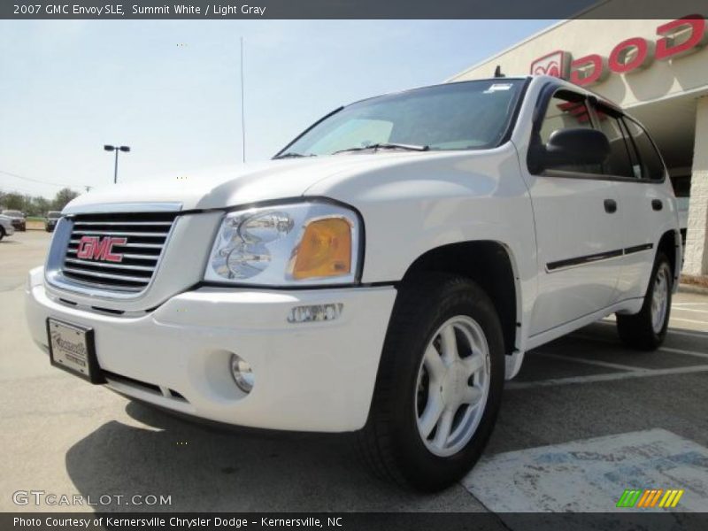Summit White / Light Gray 2007 GMC Envoy SLE