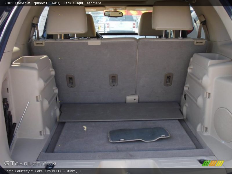 Black / Light Cashmere 2005 Chevrolet Equinox LT AWD