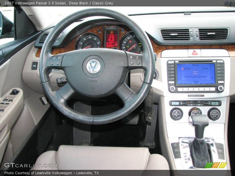 Deep Black / Classic Grey 2007 Volkswagen Passat 3.6 Sedan