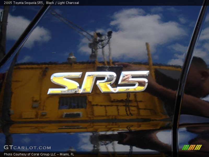 Black / Light Charcoal 2005 Toyota Sequoia SR5