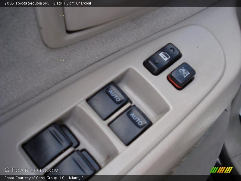 Black / Light Charcoal 2005 Toyota Sequoia SR5