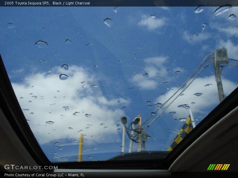 Black / Light Charcoal 2005 Toyota Sequoia SR5