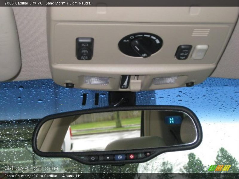 Sand Storm / Light Neutral 2005 Cadillac SRX V6