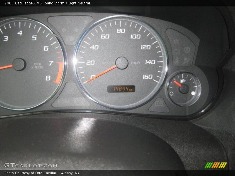Sand Storm / Light Neutral 2005 Cadillac SRX V6