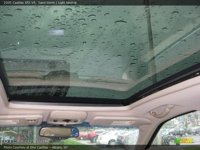 Sand Storm / Light Neutral 2005 Cadillac SRX V6