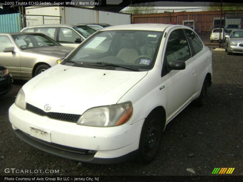 Super White / Warm Gray 2000 Toyota ECHO Sedan