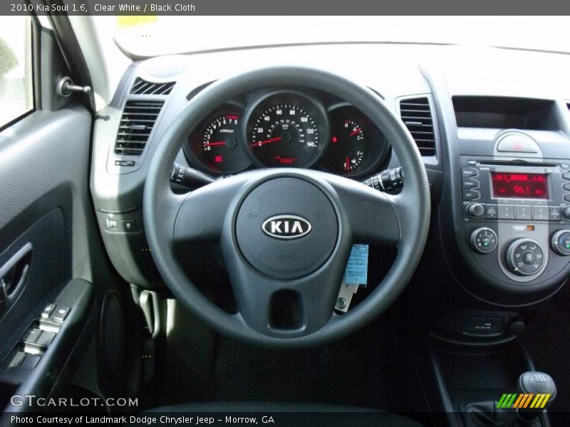Clear White / Black Cloth 2010 Kia Soul 1.6