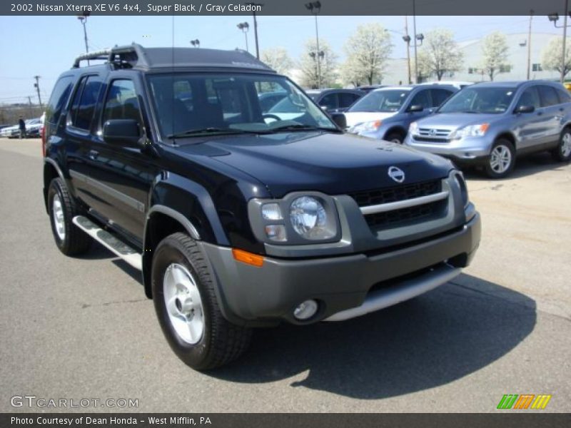 Super Black / Gray Celadon 2002 Nissan Xterra XE V6 4x4