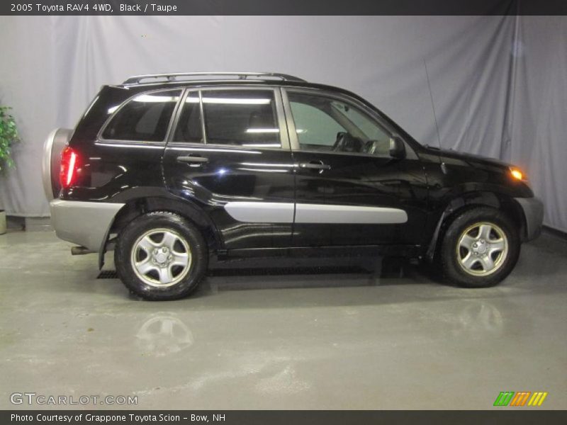 Black / Taupe 2005 Toyota RAV4 4WD
