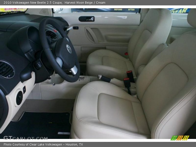 Harvest Moon Beige / Cream 2010 Volkswagen New Beetle 2.5 Coupe