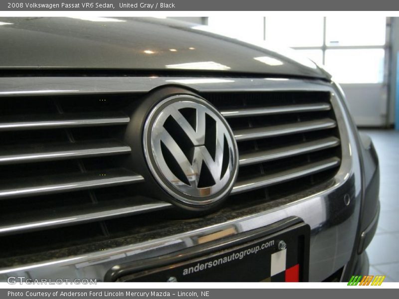 United Gray / Black 2008 Volkswagen Passat VR6 Sedan
