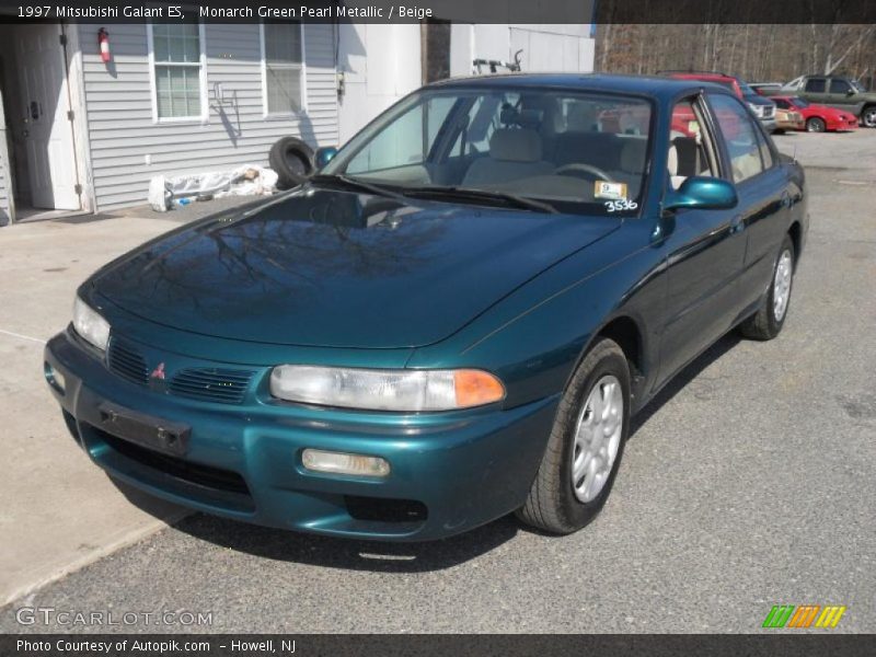  Monarch Green Pearl Metallic / Beige 1997 Mitsubishi Galant ES