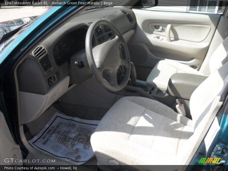 Monarch Green Pearl Metallic / Beige 1997 Mitsubishi Galant ES