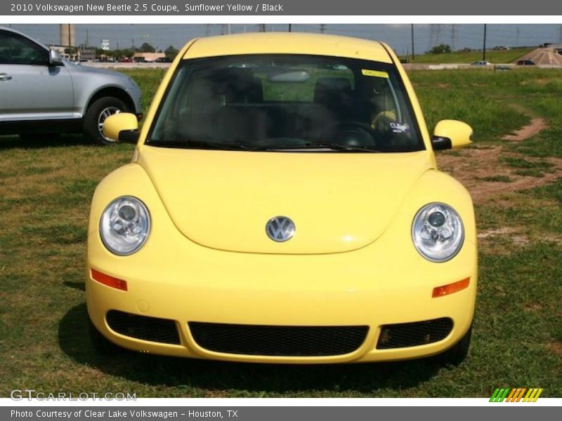 Sunflower Yellow / Black 2010 Volkswagen New Beetle 2.5 Coupe
