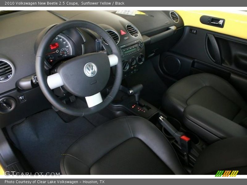 Sunflower Yellow / Black 2010 Volkswagen New Beetle 2.5 Coupe