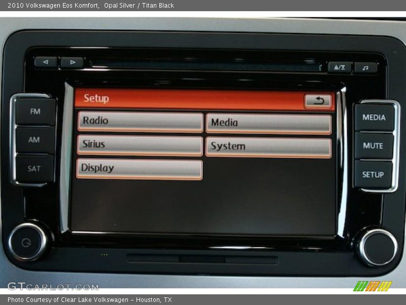 Opal Silver / Titan Black 2010 Volkswagen Eos Komfort