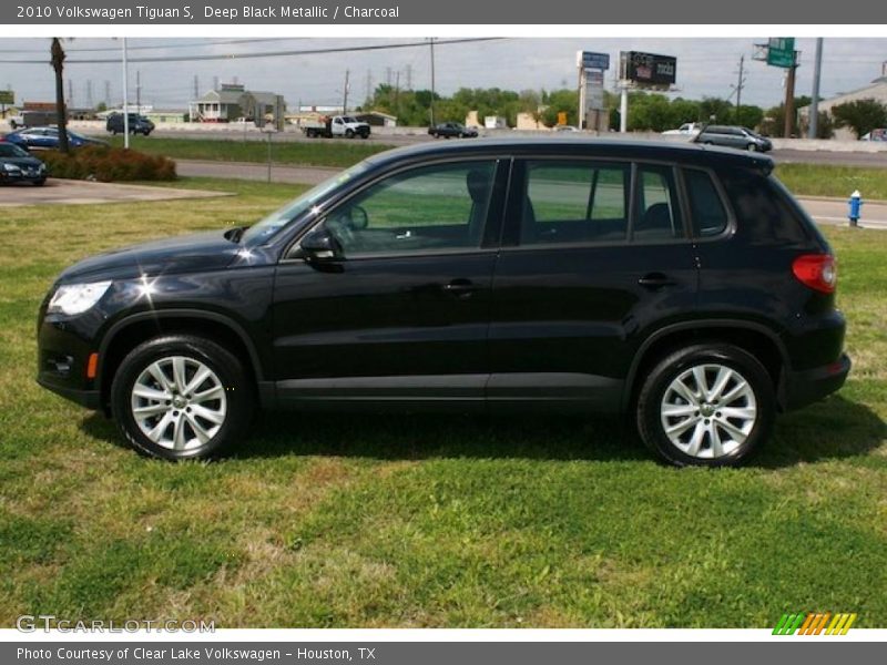 Deep Black Metallic / Charcoal 2010 Volkswagen Tiguan S