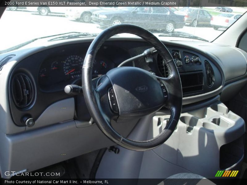 Deep Emerald Green Metallic / Medium Graphite 2000 Ford E Series Van E150 XLT Passenger
