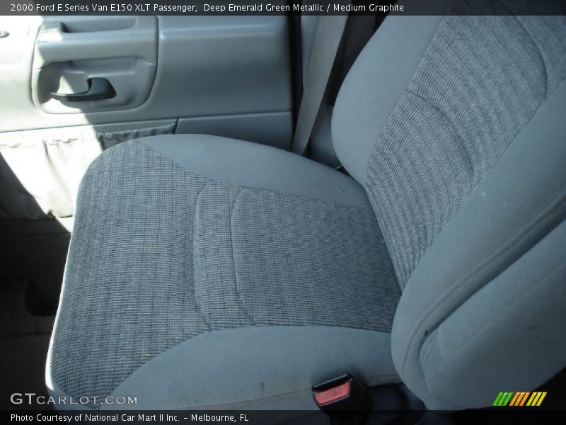 Deep Emerald Green Metallic / Medium Graphite 2000 Ford E Series Van E150 XLT Passenger