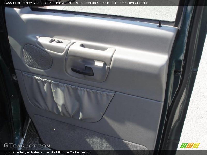 Deep Emerald Green Metallic / Medium Graphite 2000 Ford E Series Van E150 XLT Passenger