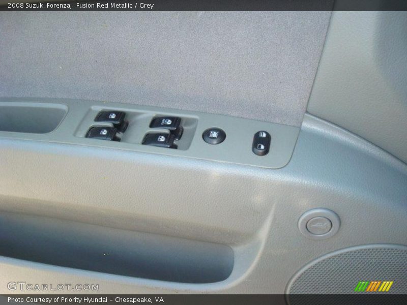 Fusion Red Metallic / Grey 2008 Suzuki Forenza
