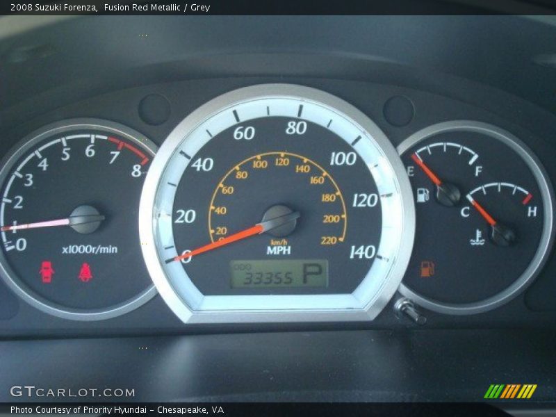Fusion Red Metallic / Grey 2008 Suzuki Forenza