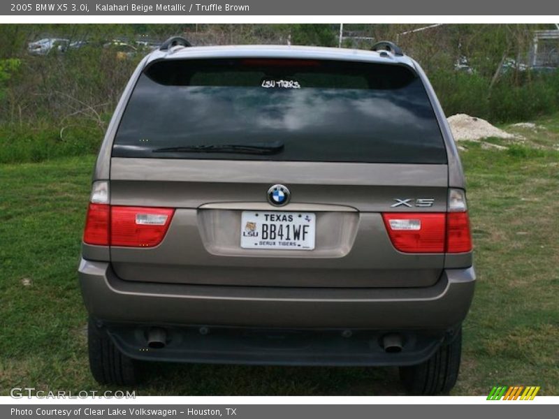 Kalahari Beige Metallic / Truffle Brown 2005 BMW X5 3.0i