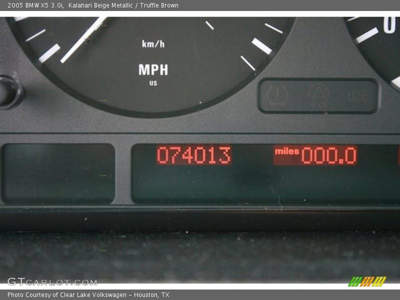 Kalahari Beige Metallic / Truffle Brown 2005 BMW X5 3.0i