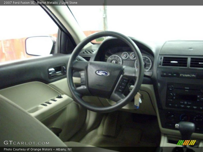 Merlot Metallic / Light Stone 2007 Ford Fusion SE
