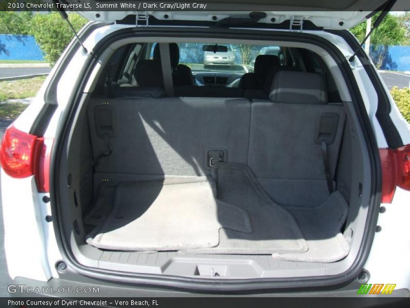 Summit White / Dark Gray/Light Gray 2010 Chevrolet Traverse LS