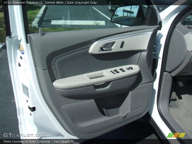 Summit White / Dark Gray/Light Gray 2010 Chevrolet Traverse LS