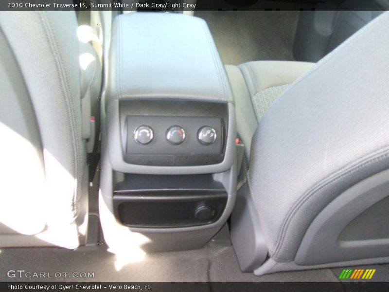 Summit White / Dark Gray/Light Gray 2010 Chevrolet Traverse LS