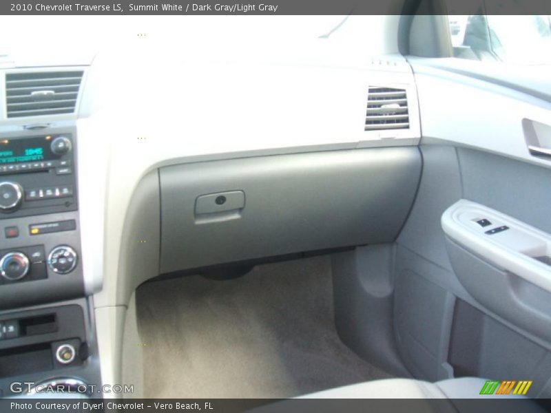 Summit White / Dark Gray/Light Gray 2010 Chevrolet Traverse LS