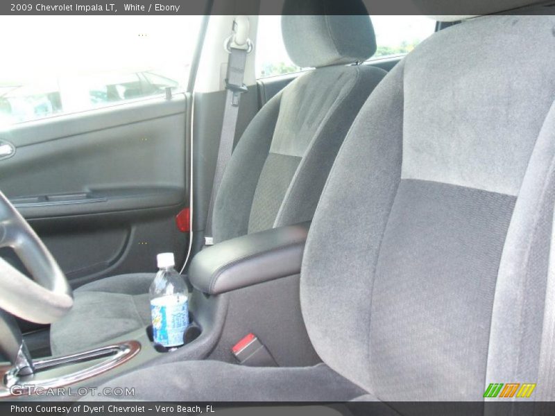 White / Ebony 2009 Chevrolet Impala LT
